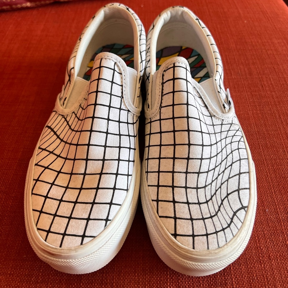 Vans - white grid slip on sneakers
